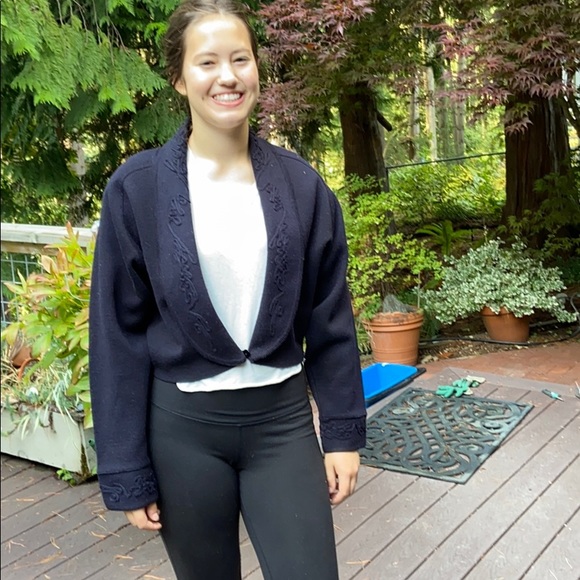 Jacket - Picture 3 of 8